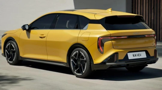 Kia K4 Hybrid już w Polsce. 154 KM i cena poniżej 125 tys. zł