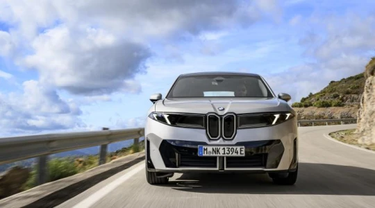 BMW iX3 40 Neue Klasse. Elektryczny SUV z napędem na tył potwierdzony!